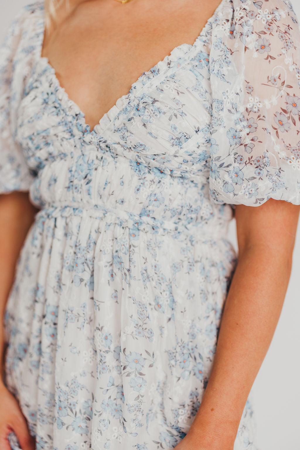 Daphne High Slit Eyelet Detail Maxi Dress in Blue and White Floral - Inclusive Sizing (S-3XL)