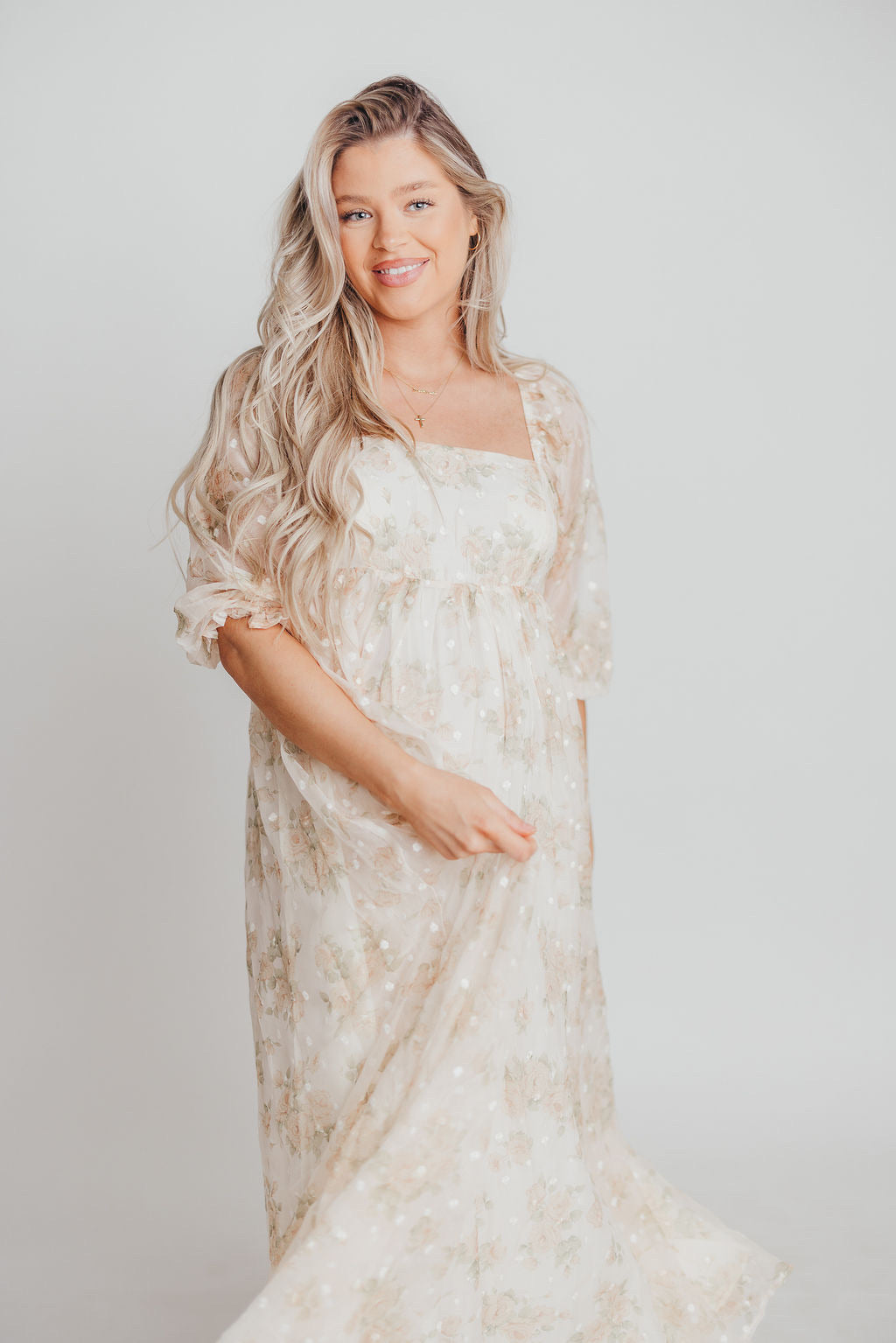 Mona Maxi Dress with Smocking in Cream Floral - Bump Friendly & Inclusive Sizing (S-3XL)