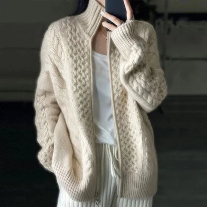 Evelyn – cable knit cardigan with soft wool blend