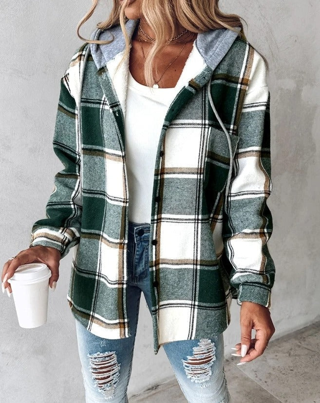 Patterned women's jacket with hood and check pattern