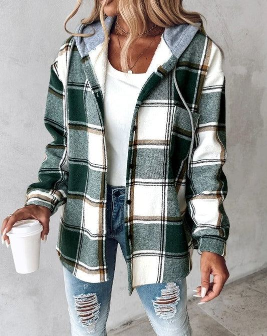 Patterned women's jacket with hood and check pattern