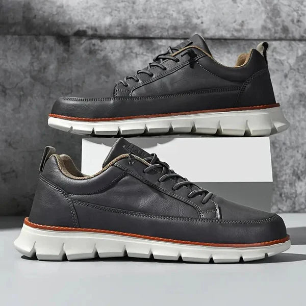 Manfred – classic leather sneakers with comfortable soles
