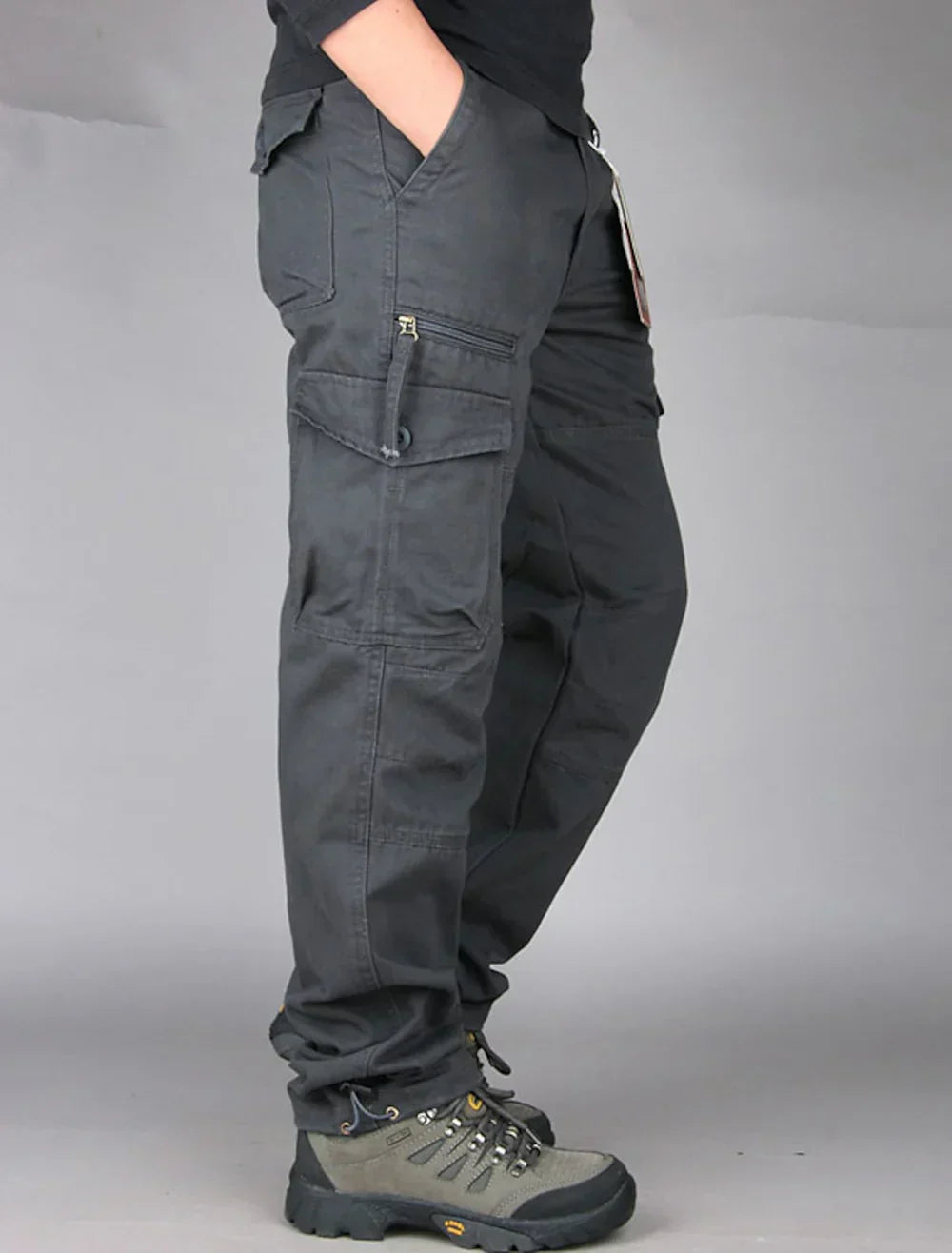 Men’s casual cargo pants with multiple pockets – men
