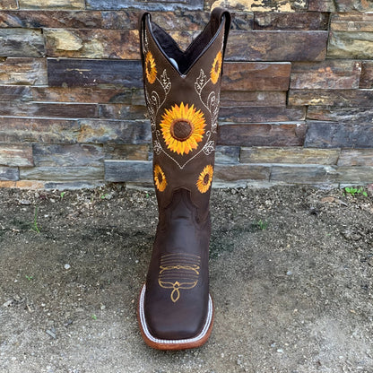 Women's embroidered knee-high cowboy boots
