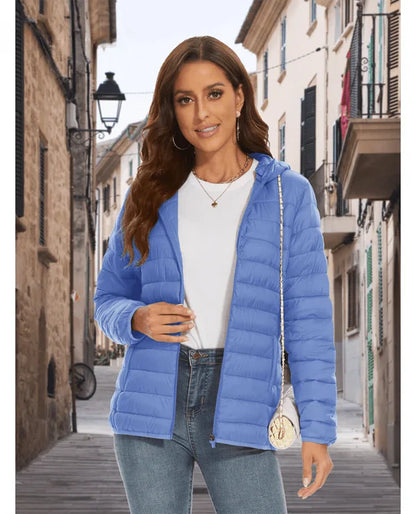 Susanne – lightweight quilted jacket with hood and modern fit