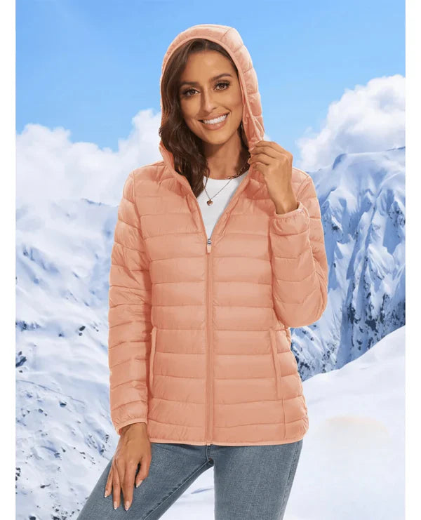 Susanne – lightweight quilted jacket with hood and modern fit