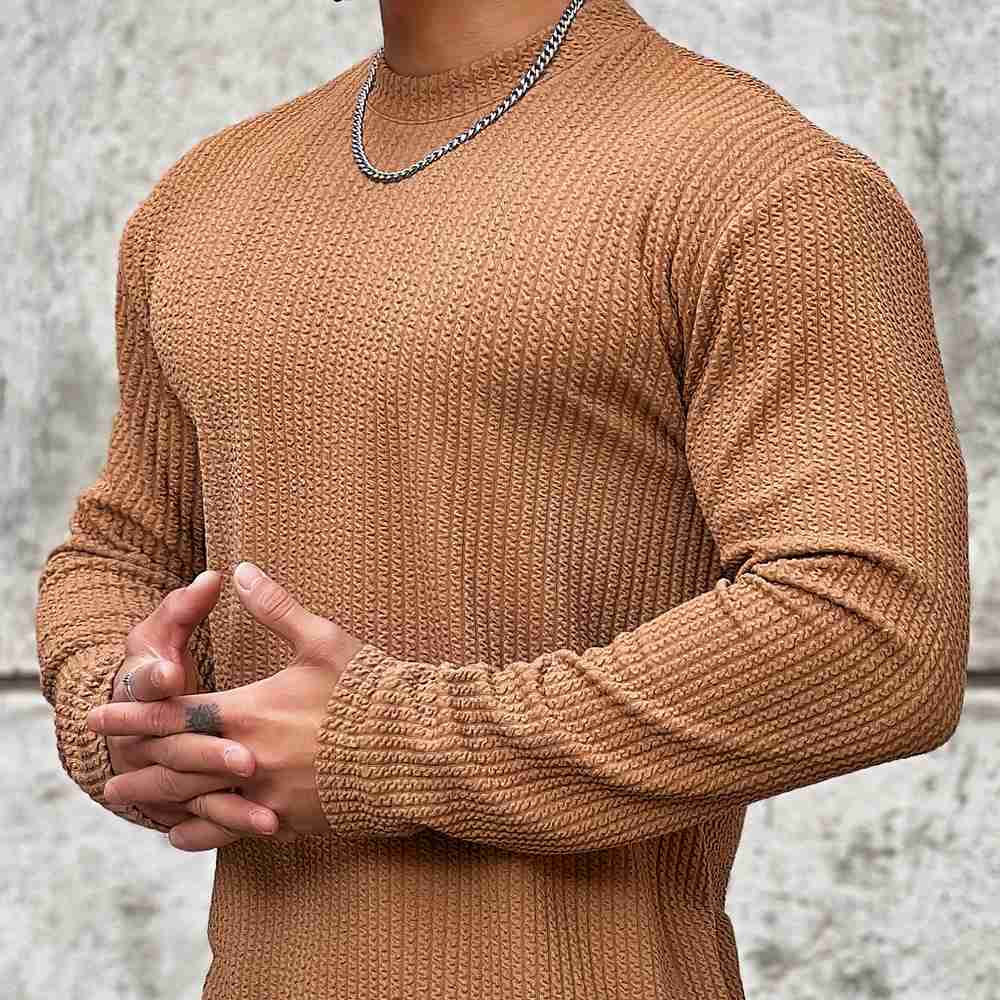 Oversized round-neck knit sweater – men