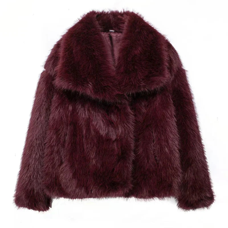 Warm fur jacket for women in a stylish design