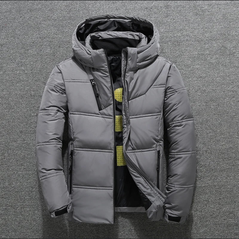 Men's winter jacket with hood and zipper